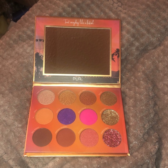 PÜR Festival eyeshadow palette - Picture 1 of 4